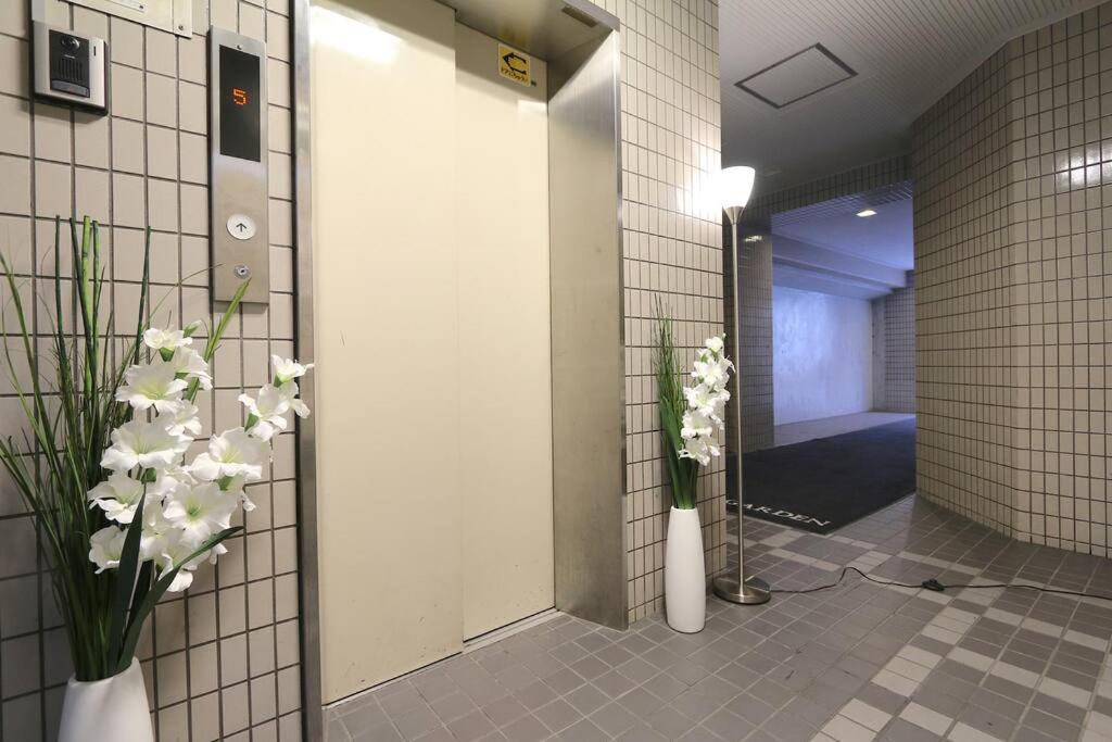 Eg62 Elizabeth Garden Apartemen Osaka